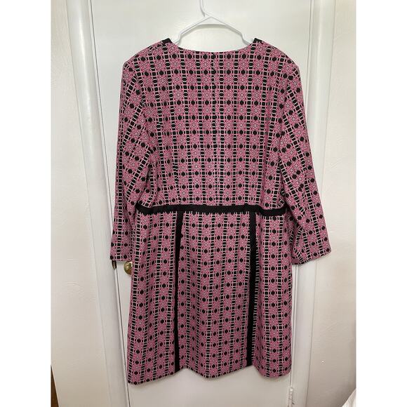 Giovanna Collection Over Coat Women’s Size 16 Pink Navy & White Floral Pattern - Picture 2 of 4